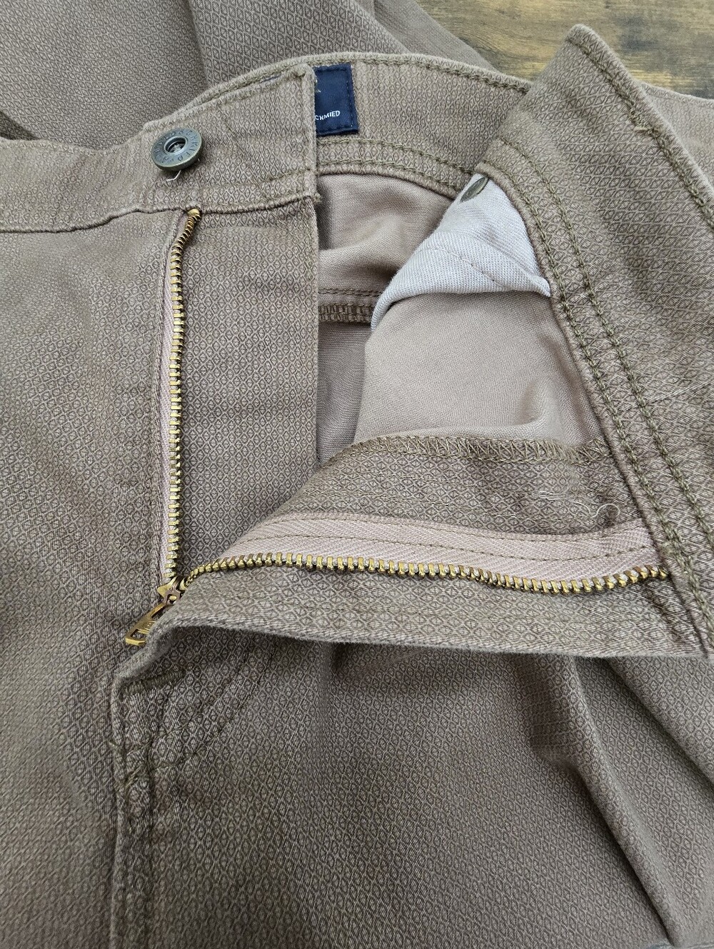 AG Adriano Goldschmied Brown Everett SUD Sueded Sateen Slim Straight Pants 40x32 - Picture 7 of 7